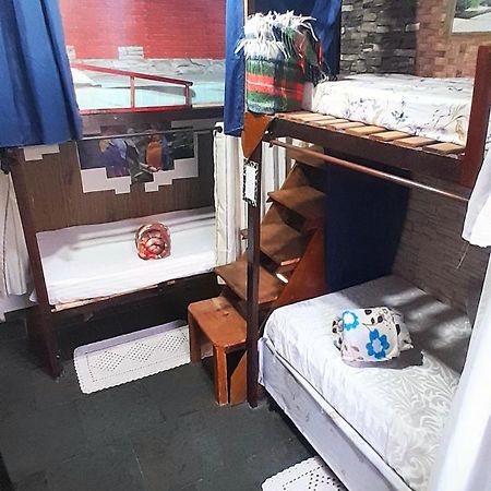 Hostel Em Itaipuacu Proximo A Praia E Terminal Da Rua 01 ماريكا المظهر الخارجي الصورة